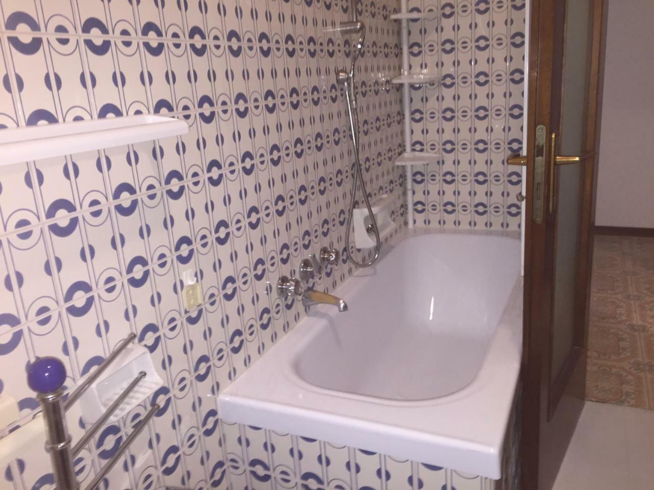 Room Verona Holidays Экстерьер фото